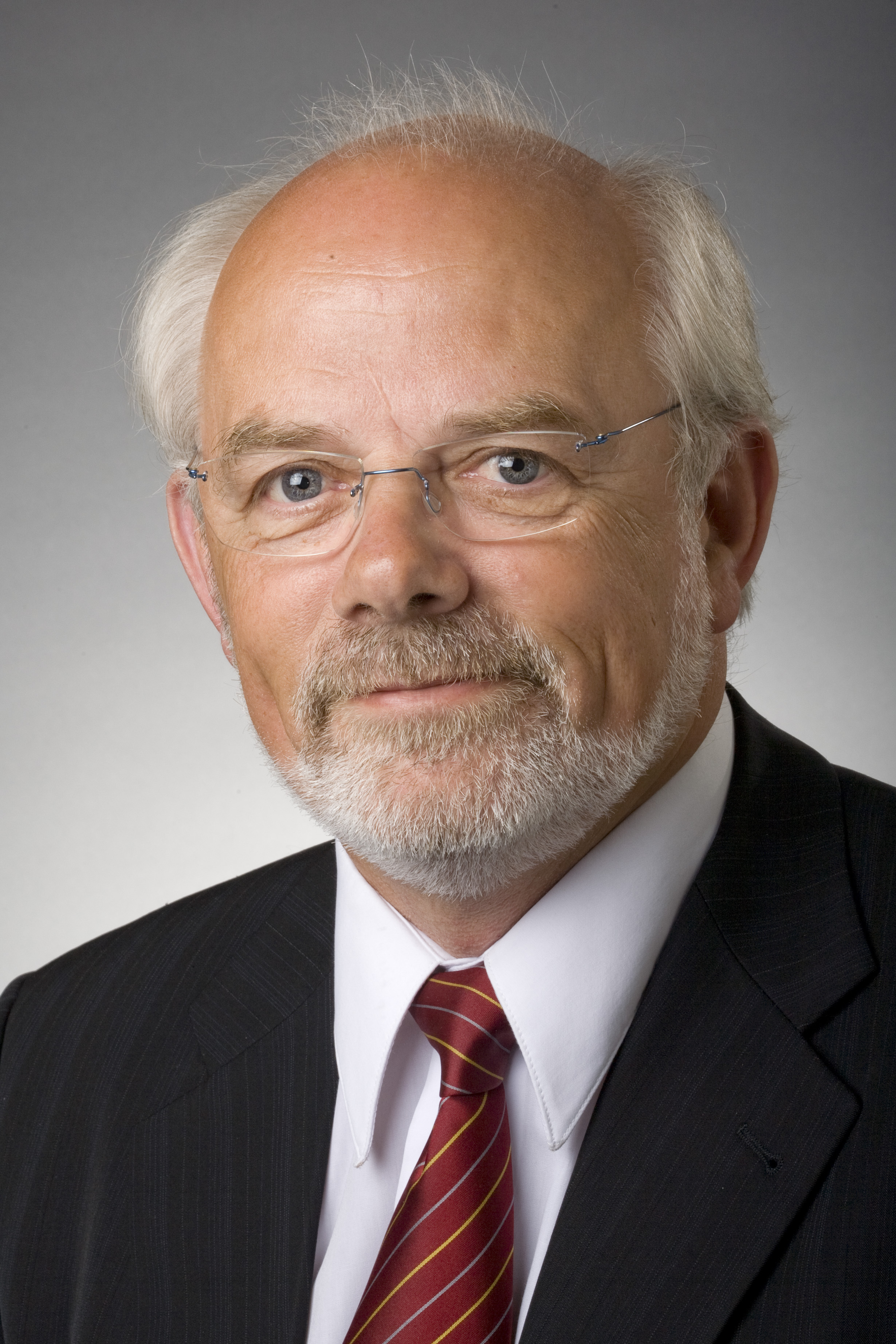 rektor Lauritz B. Holm-Nielsen rektor Lauritz B. Holm-Nielsen
